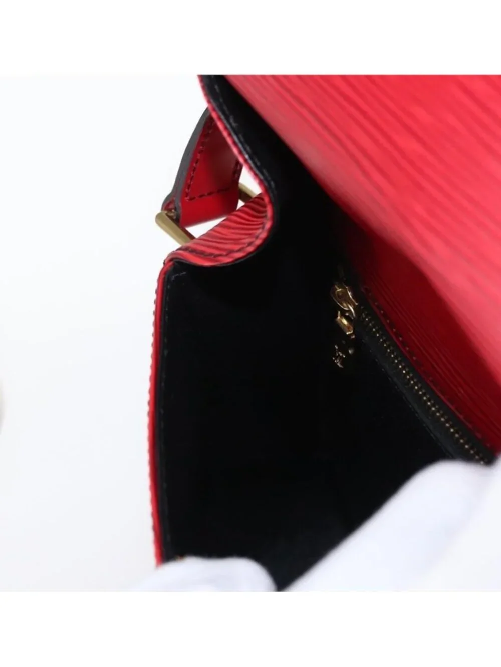Authentic LOUIS VUITTON Epi Saint Cloud GM Shoulder Bag Red M52197 LV